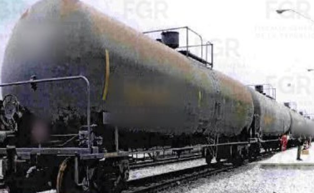 Carros-tanques de ferrocarril usados por la organización. Foto: Especial