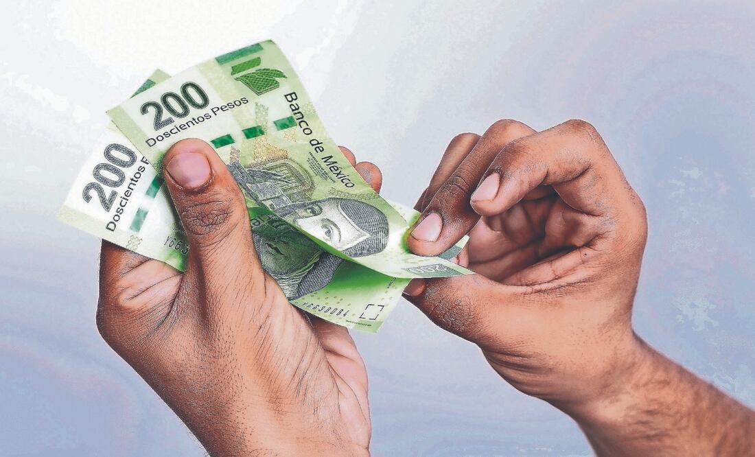 Desde que comenzó abril, el peso acumula una ganancia de 5% y cerró el viernes en 19.50 unidades. ARCHIVO EL UNIVERSAL