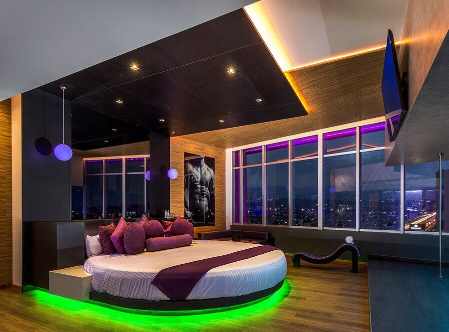 Algunos moteles de la CDMX se distinguen por su diseño y servicio. (Foto: Cortesía V Motel Boutique)
