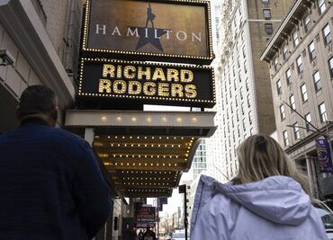 Broadway: diez musicales cancelados por repunte de covid-19 en Nueva York