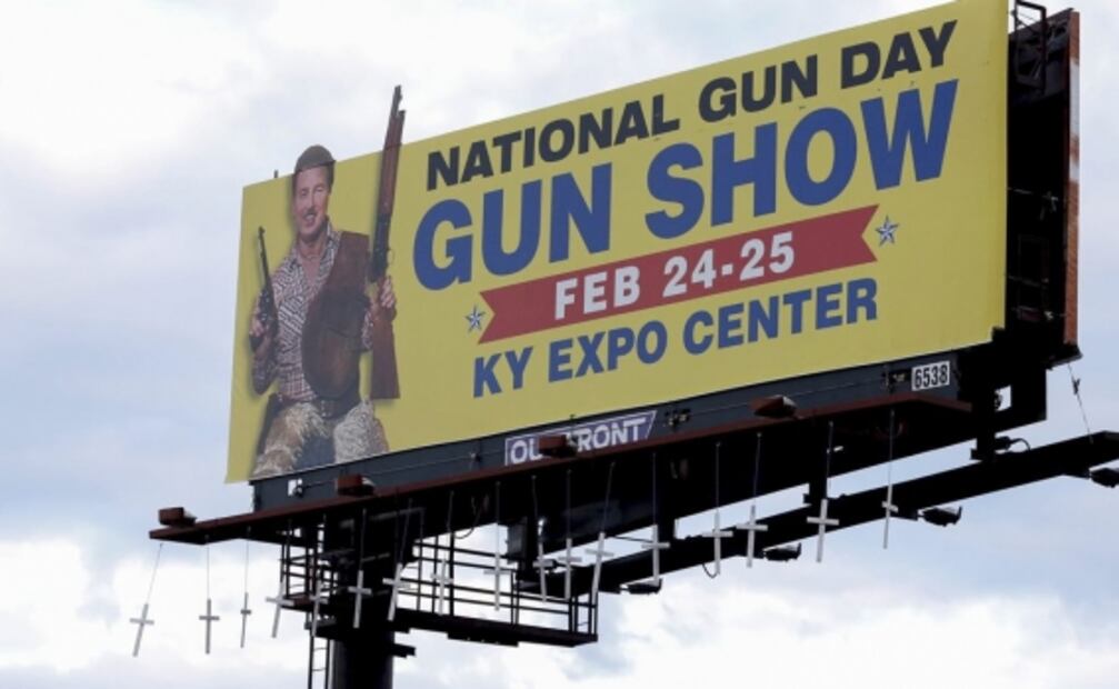 Fabricantes de armas, los beneficiados de la militarización fronteriza