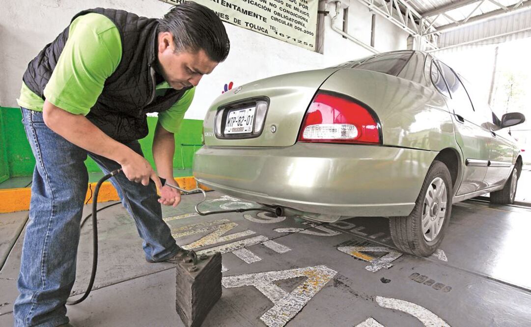 Activos, 10 de 67 verificentros en la CDMX