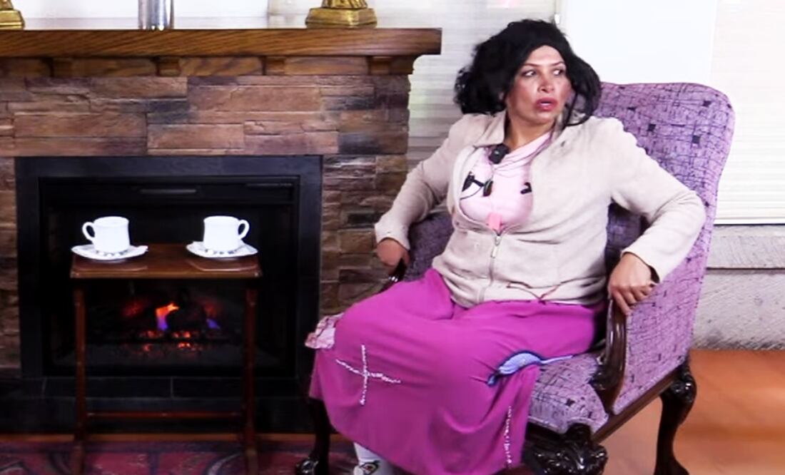 Liliana Arriaga, "la Chupitos", tiene 27 años de trayectoria como comediante.
Foto: YouTube, canal de Matilde Obregón