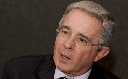 Corte Suprema de Colombia ordena arresto domiciliario contra el expresidente Álvaro Uribe