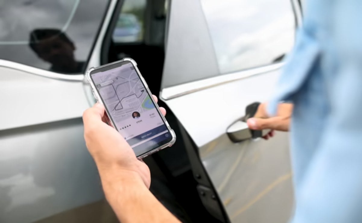 Las plataformas digitales de movilidad DiDi, InDrive y Uber, integrantes de Alianza In México, fueron recibidas el pasado jueves por funcionarios de la Secretaría de Infraestructura, Comunicaciones y Transportes