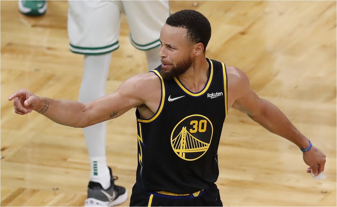 Warriors superan a los Celtics y empatan la serie con una gran noche de Stephen Curry / FOTO: AP
