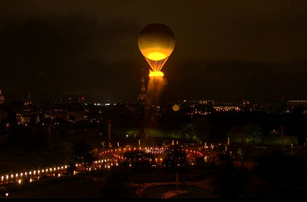 El pebetero de los Juegos Olímpicos sorprende al ser un globo aerostático - Foto: AFP