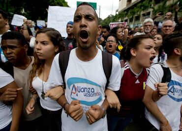 Ex presidentes hispanohablantes instan al diálogo en Venezuela