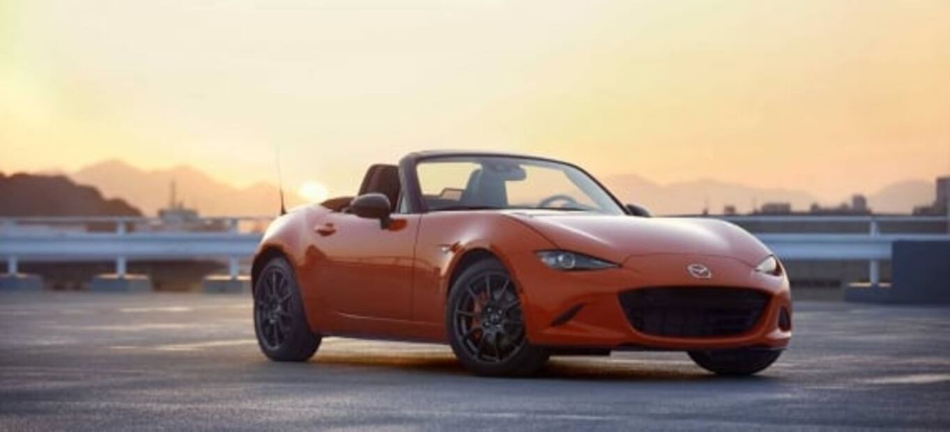 5 autos que Santa Claus te puede traer de Navidad