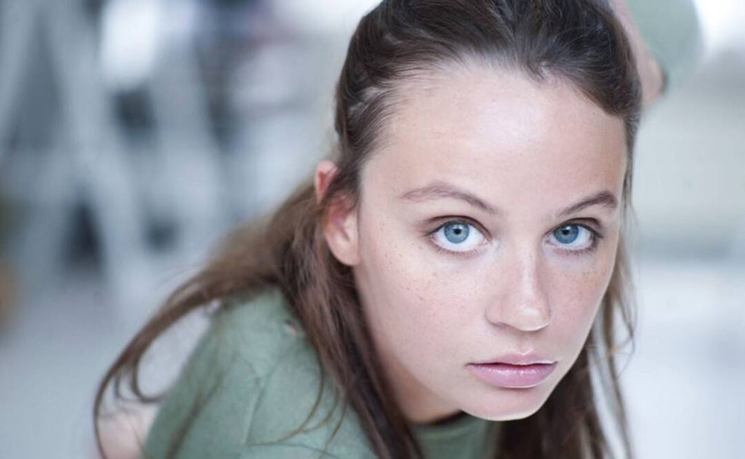 Del Toro habría quedado “prendado” con la chica tras verla actuar en la serie “Camping Paradise”. (FOTO: Especial)