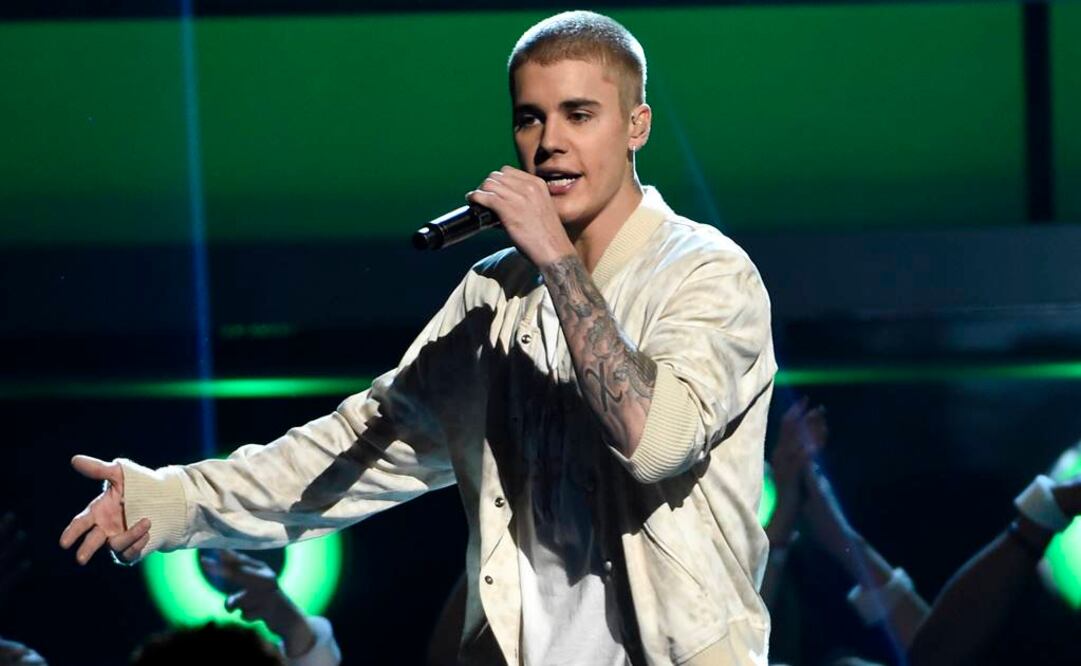 Se desata biebermanía en Facebook