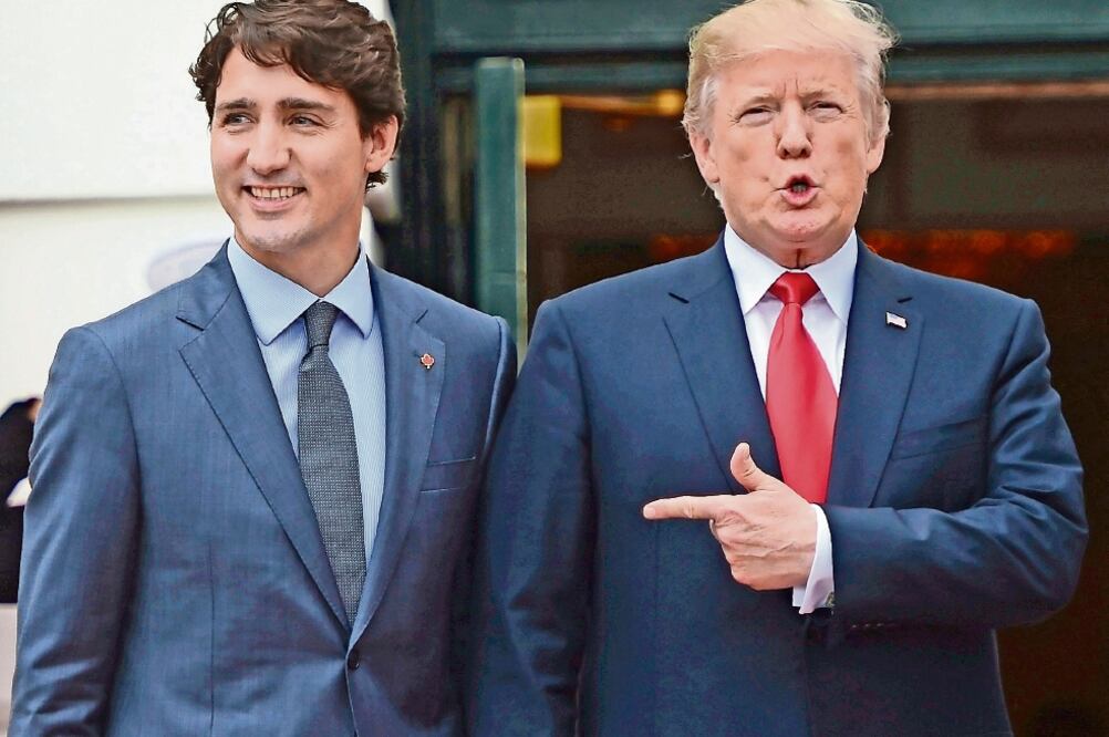 Charlan sobre el tema. Justin Trudeau y Donald Trump sostuvieron un diálogo acerca del cambio de Jefe del Ejecutivo en México. (ARCHIVO EL UNIVERSAL)