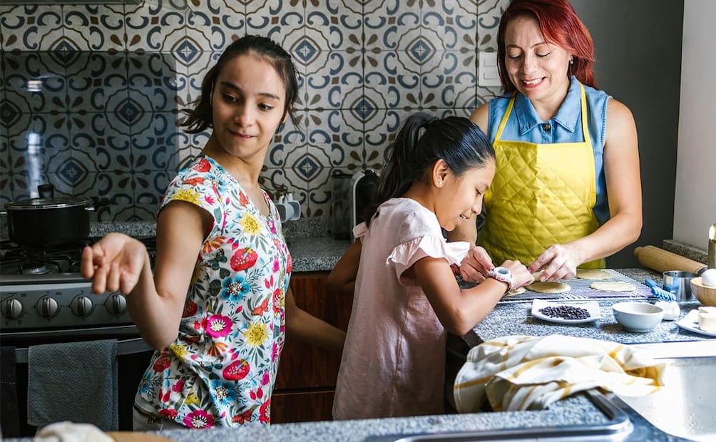 La información nutrimental permite comparar productos y elegir opciones acordes con las necesidades de cada familia. Foto: Cortesía