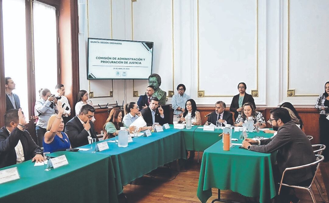 La Comisión de Administración y Procuración de Justicia aprobó por unanimidad y sin debate los dos nombramientos. Foto Especial