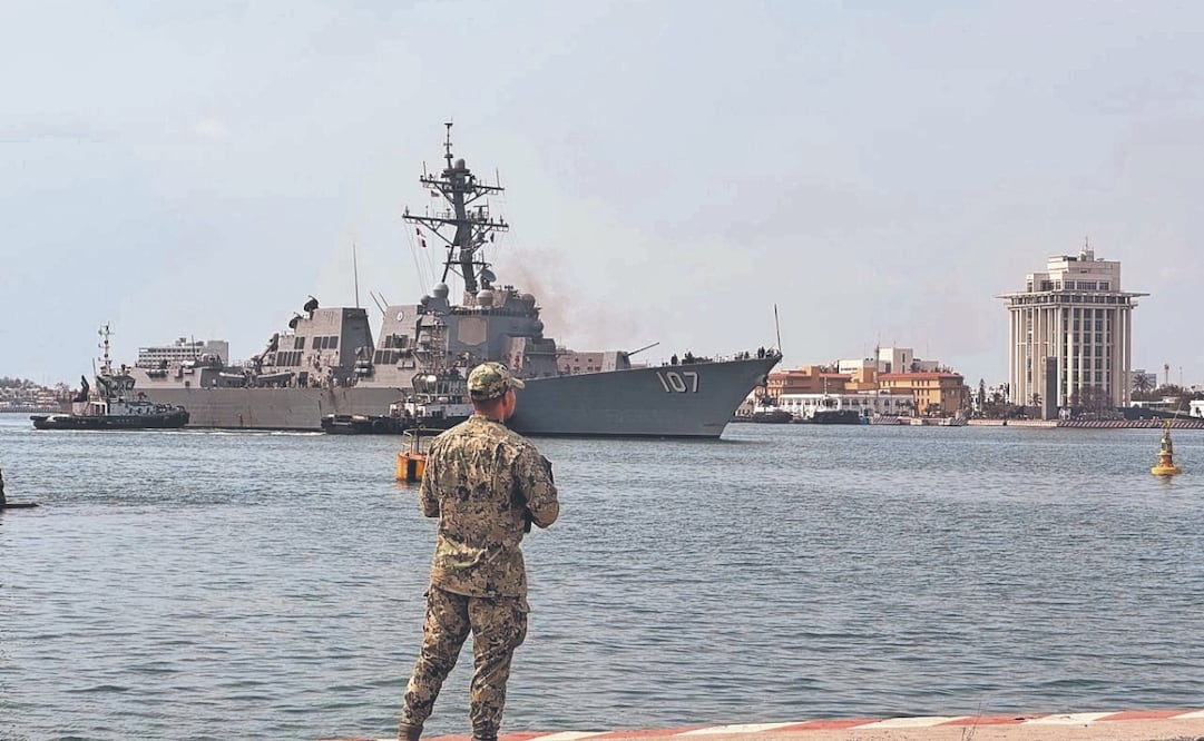 El 25 de abril arribó al Puerto de Veracruz el Buque USS Gravely, de la Marina de Estados Unidos; se informó que se trató de una parada logística. Foto Especial