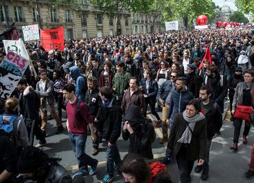 Hollande se empeña en beneficios de reforma laboral