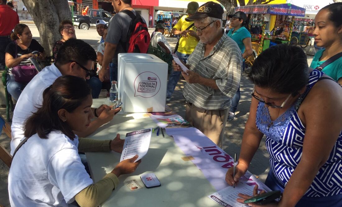 Se instalaron cerca de 50 mesas receptoras. Foto: Fredy Martín/EL UNIVERSAL