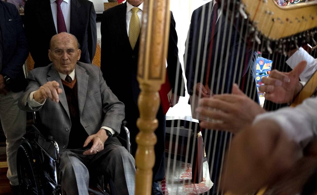 Oda a Luis Echeverría Álvarez