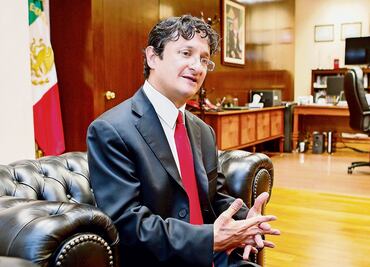 Rescata Meade a Virgilio Andrade; lo nombra titular de Bansefi