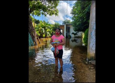 "No salimos de una y ahí vamos con otra": damnificada por huracán Delta en Yucatán