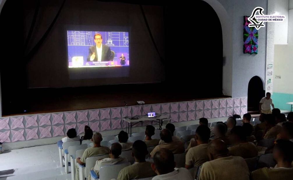 La transmisión del Debate se realizó en los centros penitenciarios en donde hay personas en prisión preventiva que van a votar. Foto: Especial