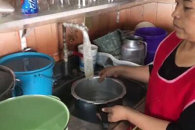 Comerciantes padecen megacorte de agua en Toluca