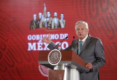 Si Congreso no modifica Constitución, gobierno hará consulta de forma “espontánea”: AMLO