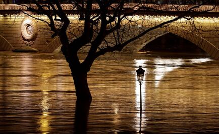 Evacuan a habitantes de París por el desbordamiento del Río Sena