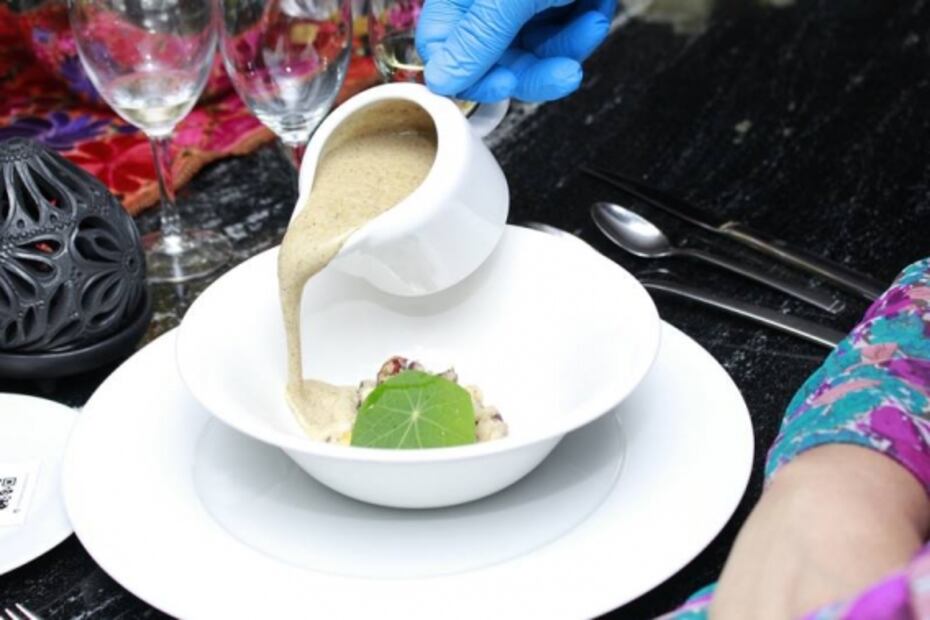 La cocina oaxaqueña se muda temporalmente a la Riviera Maya