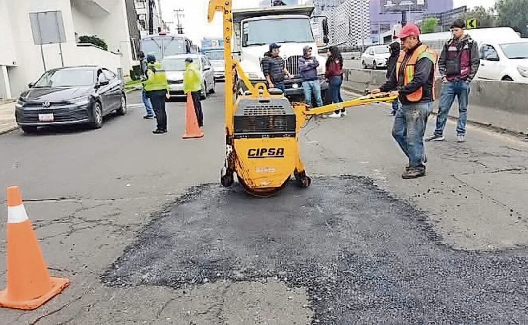 Se atendieron dos avenidas principales con baches en Tecamachalco: municipio. Foto: Especial