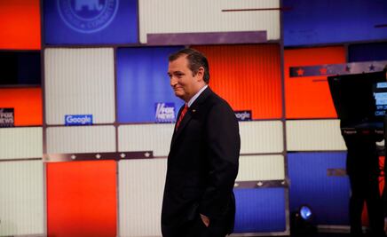 Promete Cruz revocar “cada palabra” de Obamacare