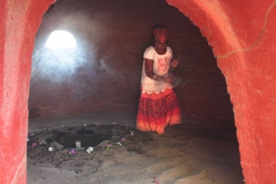 Temazcal. Barra de Nexpa, sitio para conectar con los dioses