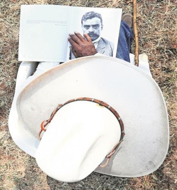 Historia. Enseña náhualt a sus 82 años