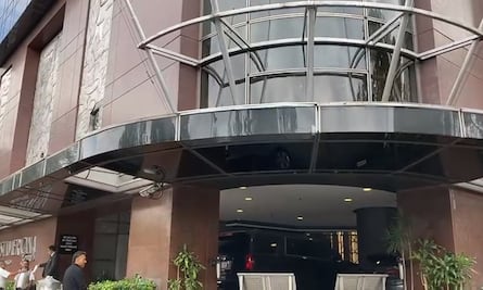 Encuentran a hombre muerto en hotel Fiesta Americana de la Miguel Hidalgo