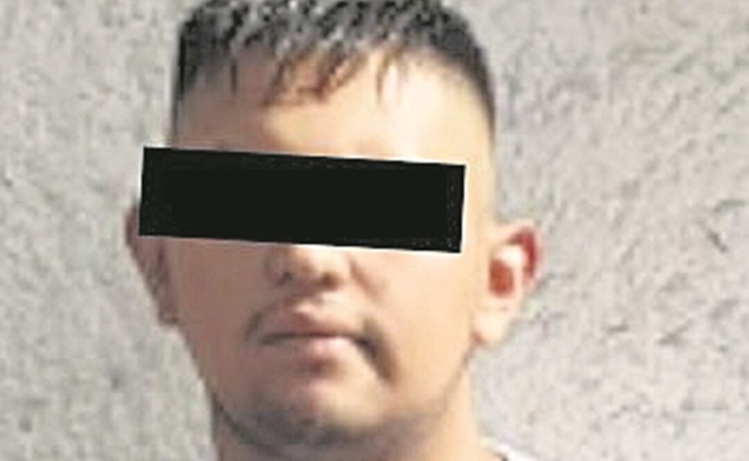 Cargos. Los detenidos fueron identificados como Jonathan “N” de 21 años, y Enrique “N” de 30. Foto: ESPECIAL