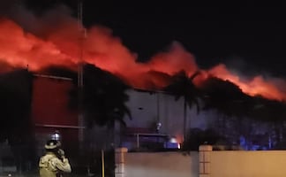 Incendio en maquiladora deja un paramédico y dos bomberos muertos en Tamaulipas; hay dos lesionados
