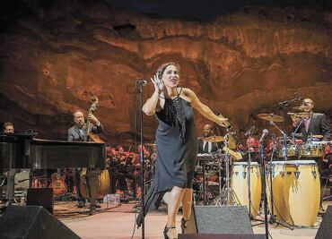 El día que China Forbes perdió voz y fans