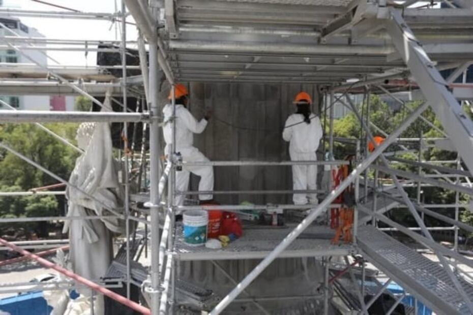 "A marchas forzadas" rehabilitación arquitectónica del Ángel de la Independencia