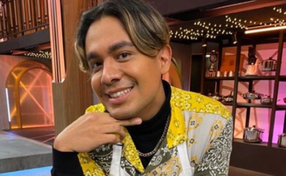 Huamantla presume sus tapetes y a Carlos Rivera