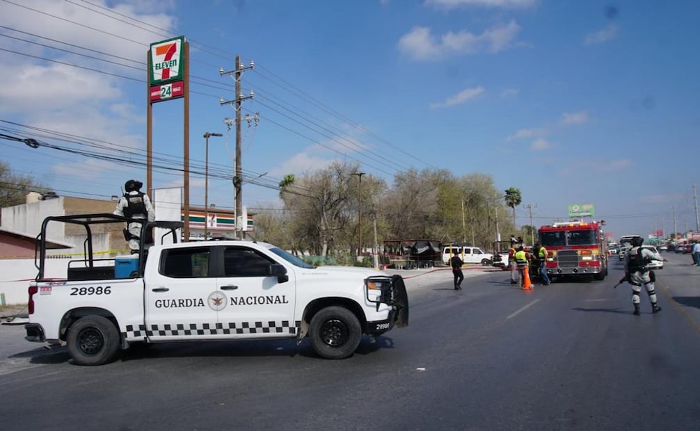 Jardín de Niños y calles aledañas son evacuadas por amenaza de artefacto explosivo en Reynosa Tamaulipas.
Foto: Especial.