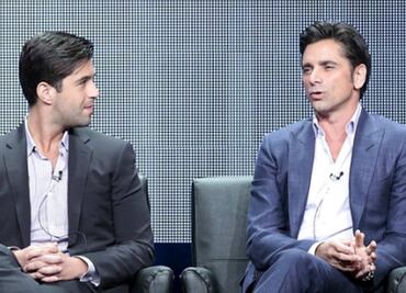 ¿John Stamos se burló del asunto de Drake y Josh?