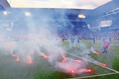 Desbancan a hooligans