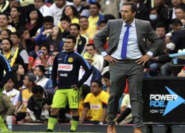 Gustavo Matosas, fuera del América