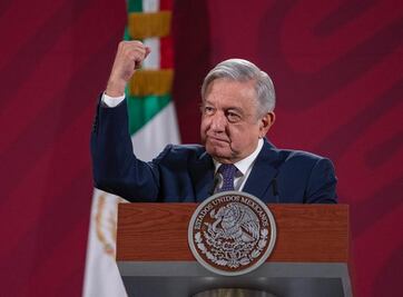 Quién ganará el pleito INE vs AMLO