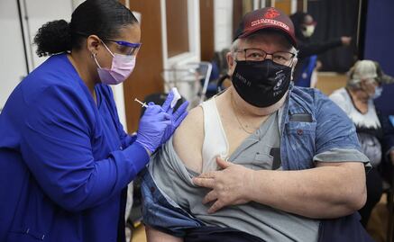 ¿Quiénes deberían ponerse la vacuna de refuerzo de Pfizer en EU y por qué?