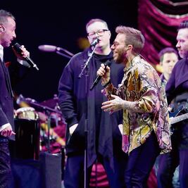 Camila y Sin Bandera unen latidos en DVD