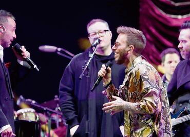 Camila y Sin Bandera unen latidos en DVD