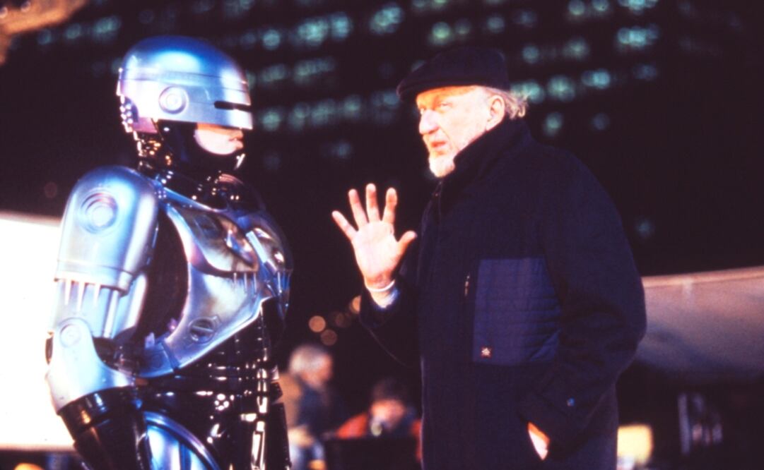 El director Irvin Kershner con el actor Peter Weller, quien interpretó a Robocop. Foto: AP/Orion Pictures Corp., Deana Newcomb, archivo