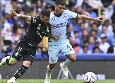 Cruz Azul deja escapar la victoria ante Santos en emocionante partido