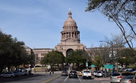 Alertan que restituir veto de Trump puede lanzar a EU al caos